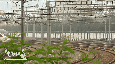 加长版复兴号7月上线 运力翻倍更舒适