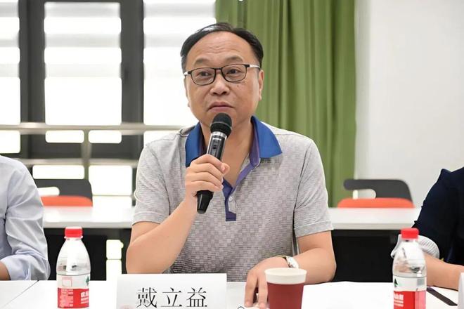 两会热议教育议题:十二年义务教育,普职分流延后至高考?