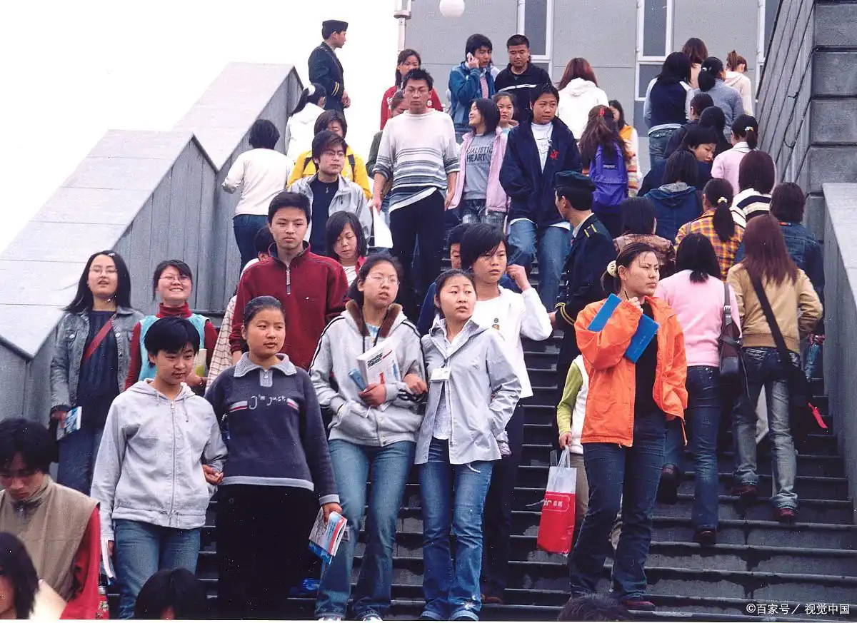 大学必知:奖学金类型及获取方法,关乎毕业、考研、考公