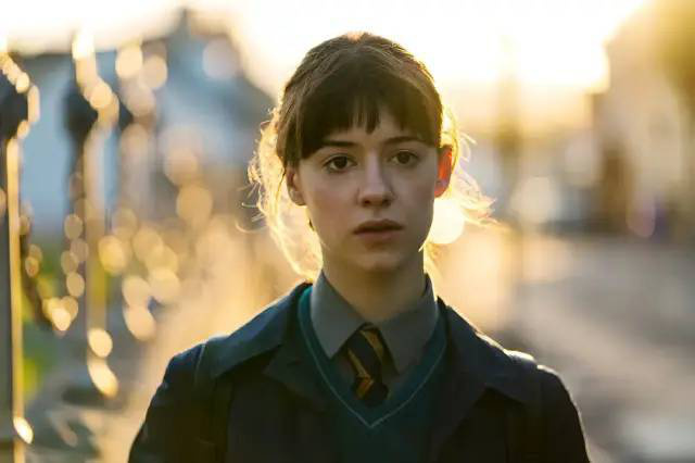 疫情下好莱坞明星居家隔离生活大揭秘及趣事分享