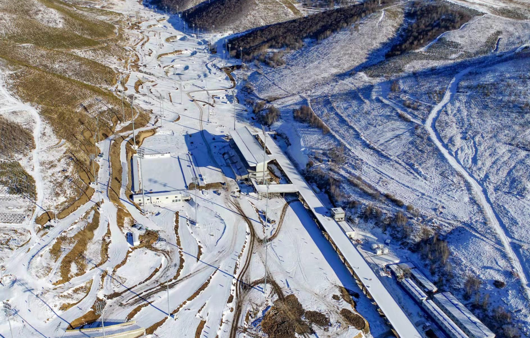 探访2022北京冬奥会张家口赛区古杨树场馆群竞赛场地准备情况