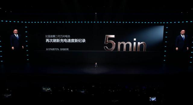 高速收费乱象八年清算!2026年重大改革,车主有福啦