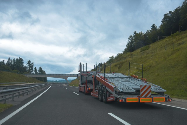 高速车辆故障别乱找救援!一文讲清正确拖车流程及注意事项