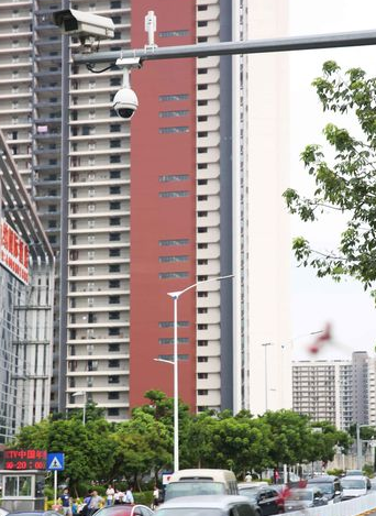 高速路违章摄像头位置隐蔽,过桥洞提前减速多观察